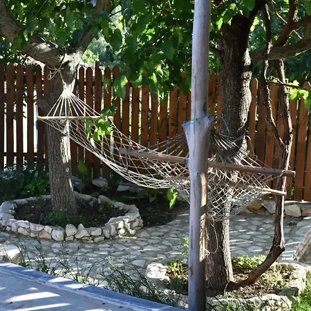 Kartapis Huzurlu Ve Oezel Havuzlu Villa *
