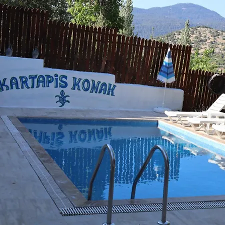 Kartapis Huzurlu Ve Oezel Havuzlu * Kaş